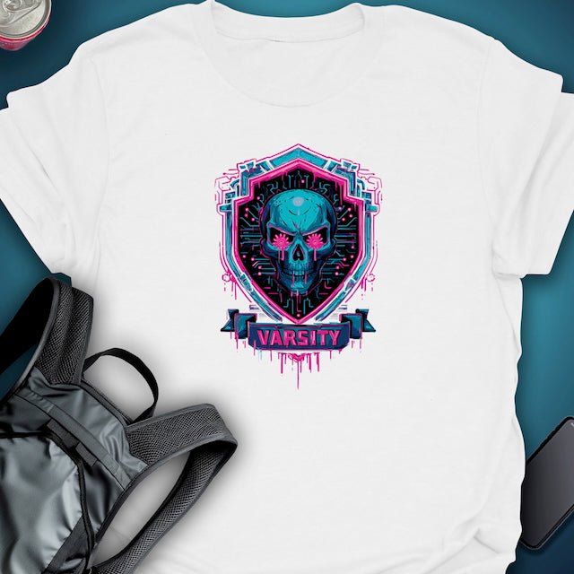 Triptees T-shirt Varisty Skull Badge graphic T-shirt – Festival clothing by Triptees