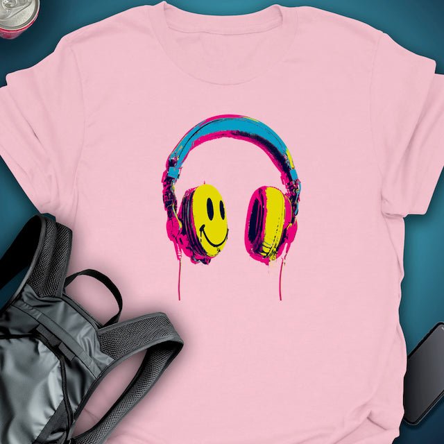 Smiley Headphones graphic T-shirt – Festival clothing by Triptees